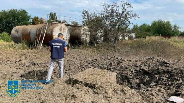Прокуратура показала нові фото із наслідками нічних обстрілів