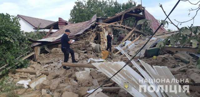 Поліція документує наслідки сьогоднішніх обстрілів Нікопольського району