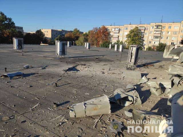 Поліція та прокуратура показали моторошні кадри з місць обстрілів області