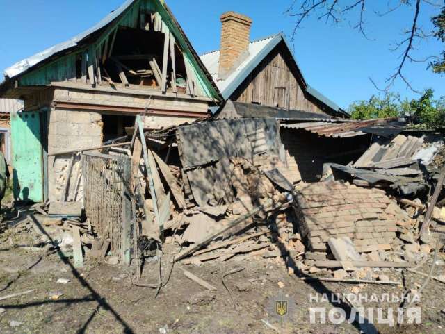 Поліція та прокуратура показали моторошні кадри з місць обстрілів області