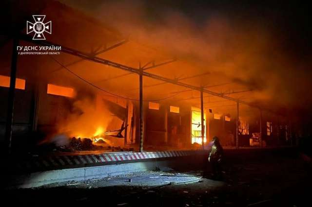 Масована атака дронів по Дніпру
