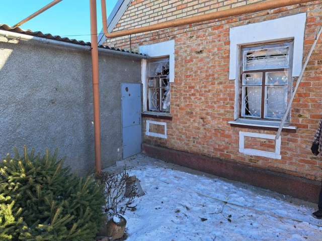 Сьогодні агресор вже двічі вдарив по Марганцю з важкої артилерії.