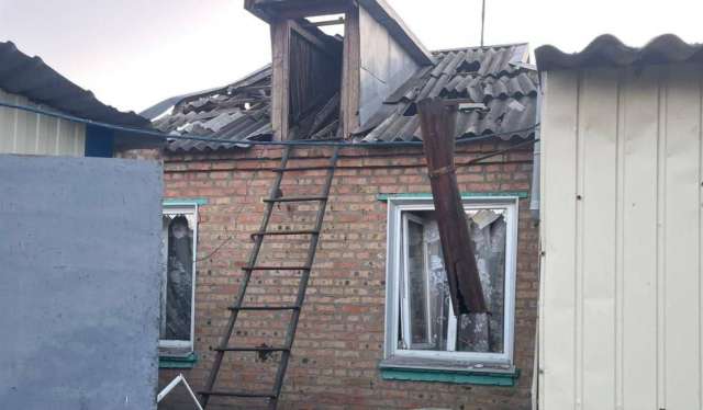 Вночі і ранком ворог атакував Дніпропетровщину ударними безпілотниками, керованими ракетами з літаків тактичної авіації та артилерією.