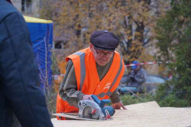 У Дніпрі триває ліквідація наслідків нічної атаки ворога.