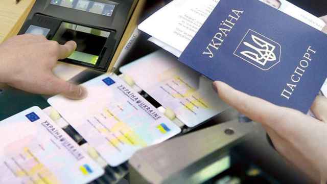 Уряд змінив правила перевірки військово-облікових документів українців за кордоном